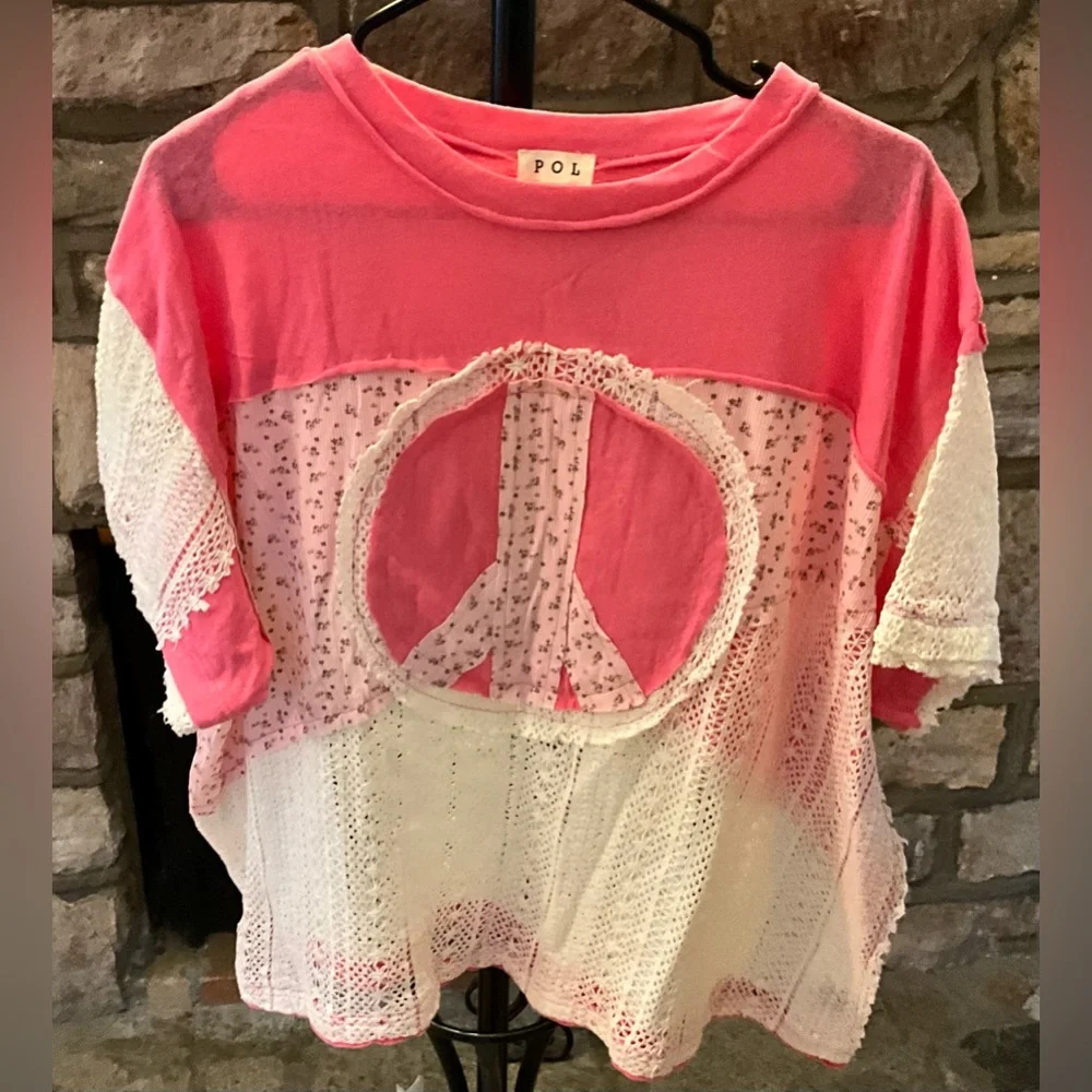 (NWOT) POL Pink Patchwork Peace Sign Top | Boho Cottagecore Lace | Size L - Picture 1 of 3